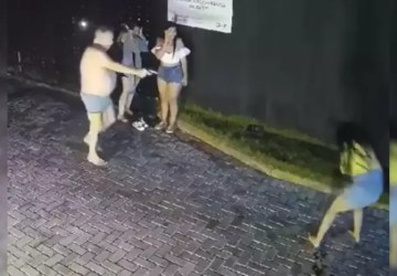 De cueca, ex-vereador atira em mulher em motel após levar três para suíte